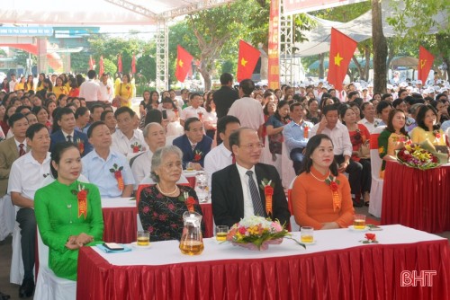 Phó Chủ tịch HĐND tỉnh Trương Thanh Huyền dự kỷ niệm 30 năm thành lập Trường THCS Sông Trí