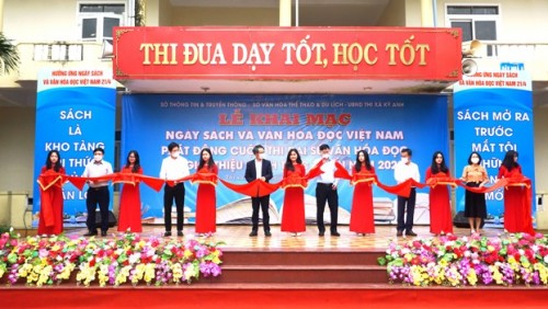 Khai mạc Ngày sách và Văn hóa đọc Việt Nam 2022 tại Trường THCS Sông Trí